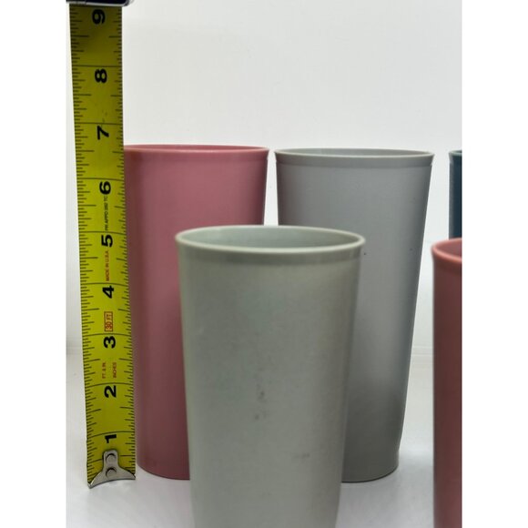 VTG Tupperware Tumblers Set Of 5 Multi-Color Plastic Cups USA Durable Drinkware - Picture 8 of 8